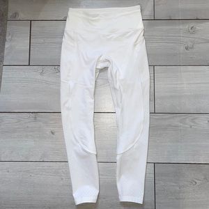 Lululemon Mind Over Miles Tight (25") size 6